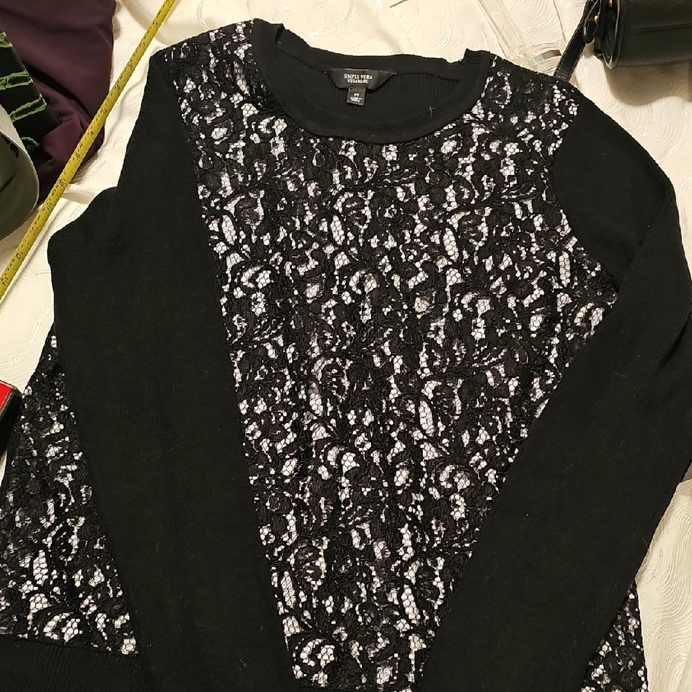 Simply Vera Vera Wang Black and White Graphic Long Sleeve Sweater